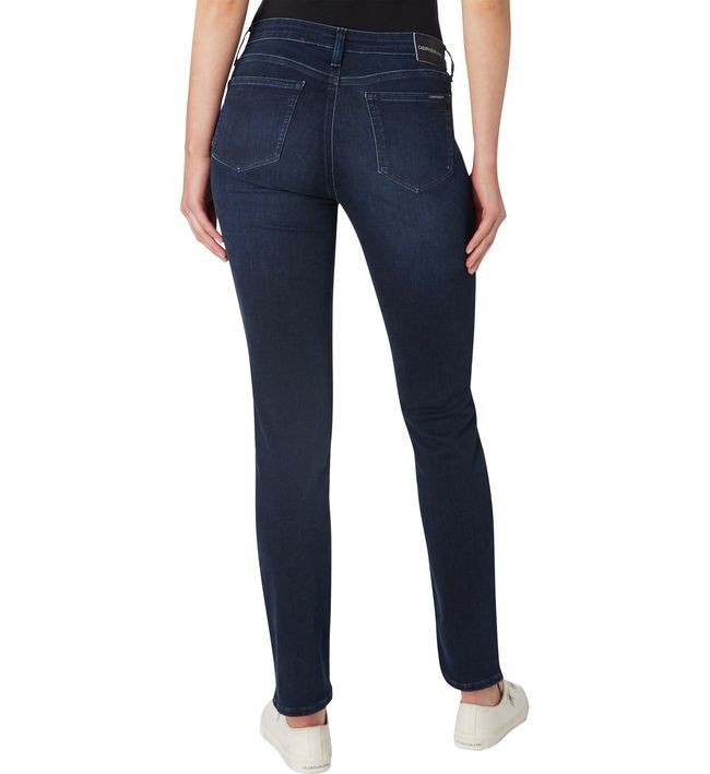 ckj 021 slim mid rise jeans