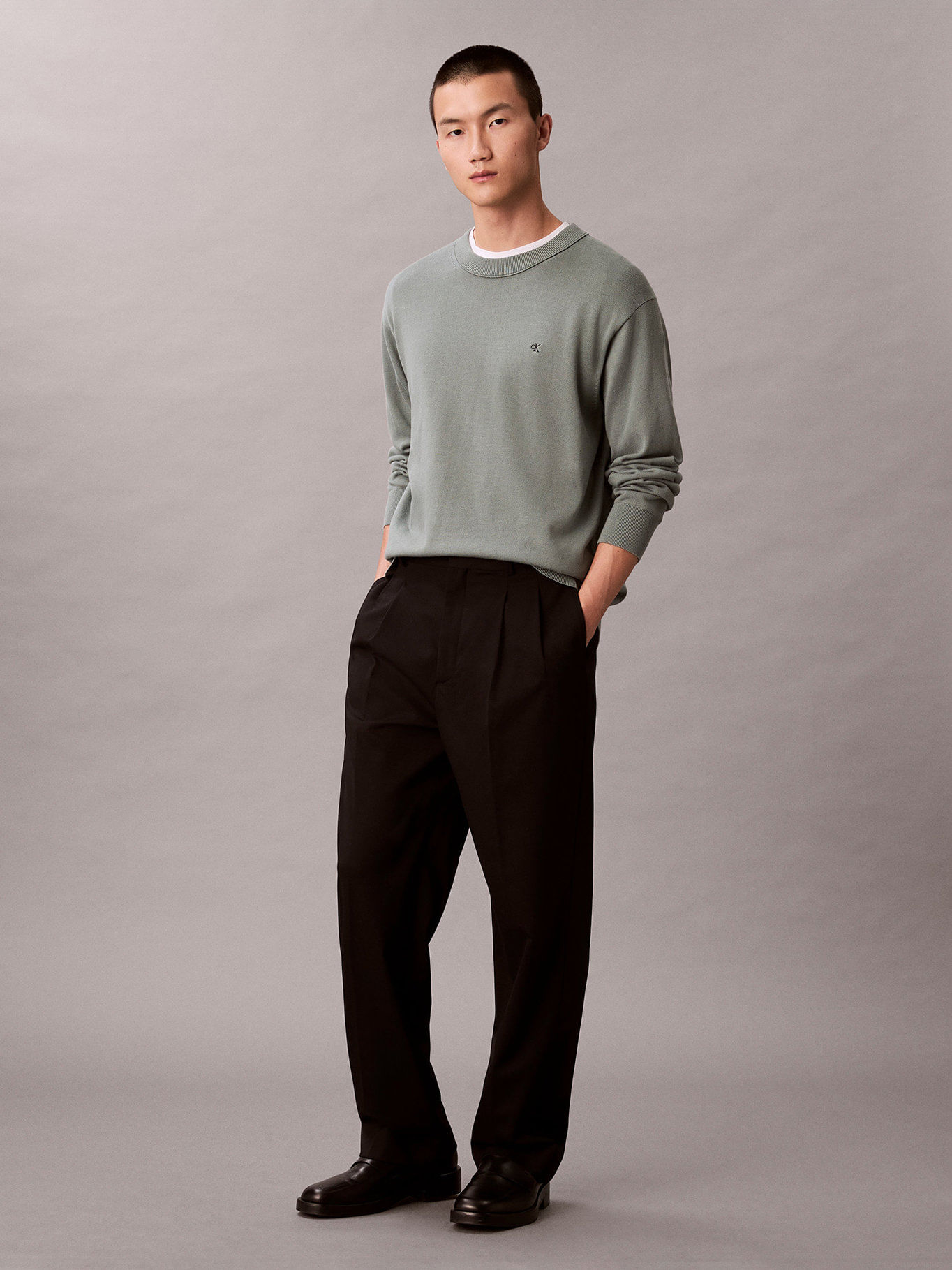 Sweater con cuello redondo — imagen 2